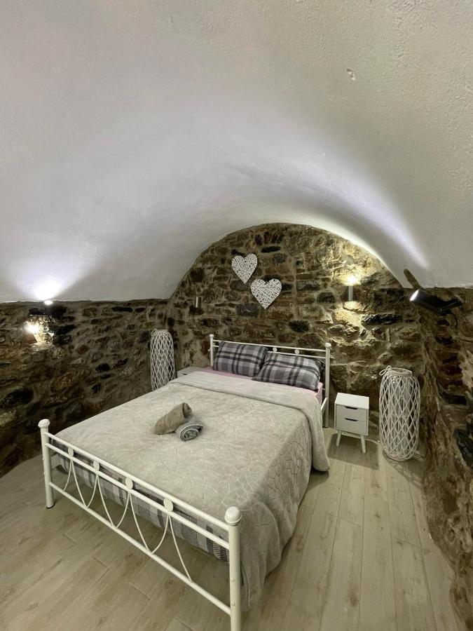 Plavoukos'house