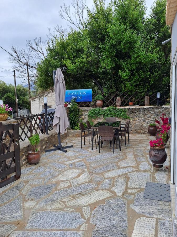 Plavoukos'house Holiday home *
