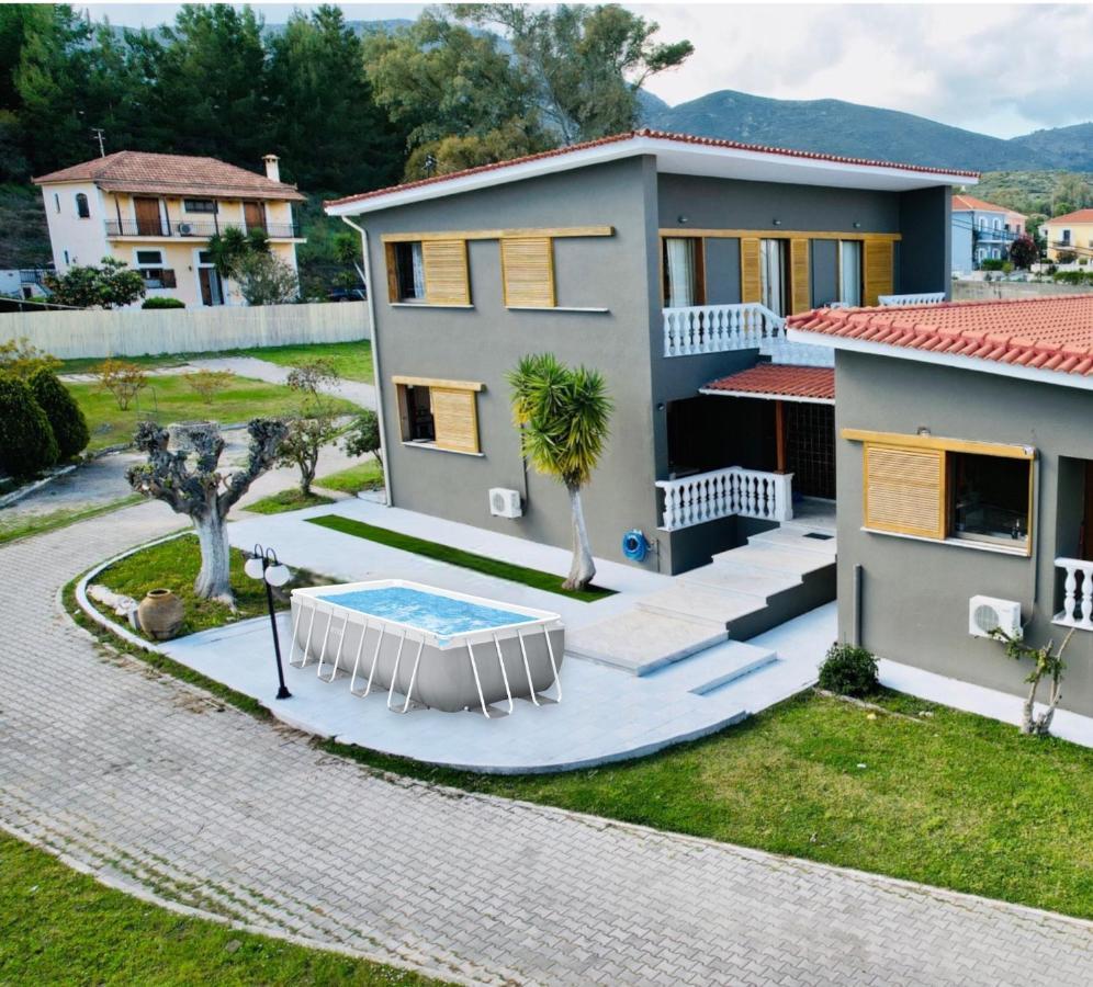 Gazonia Family Estate Guest house *