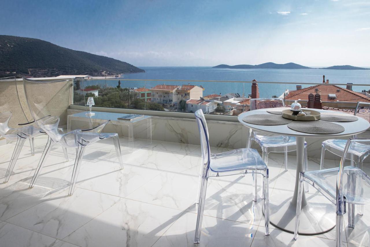 Dk Luxury * Nea Peramos (Macedonia)