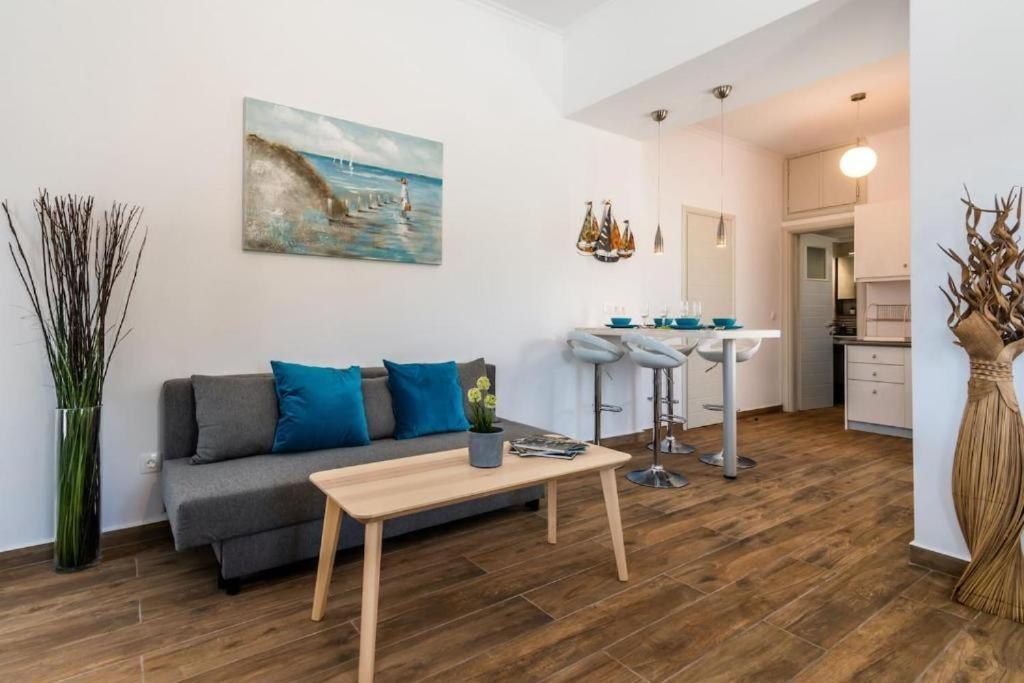 Island Dreams Apartment