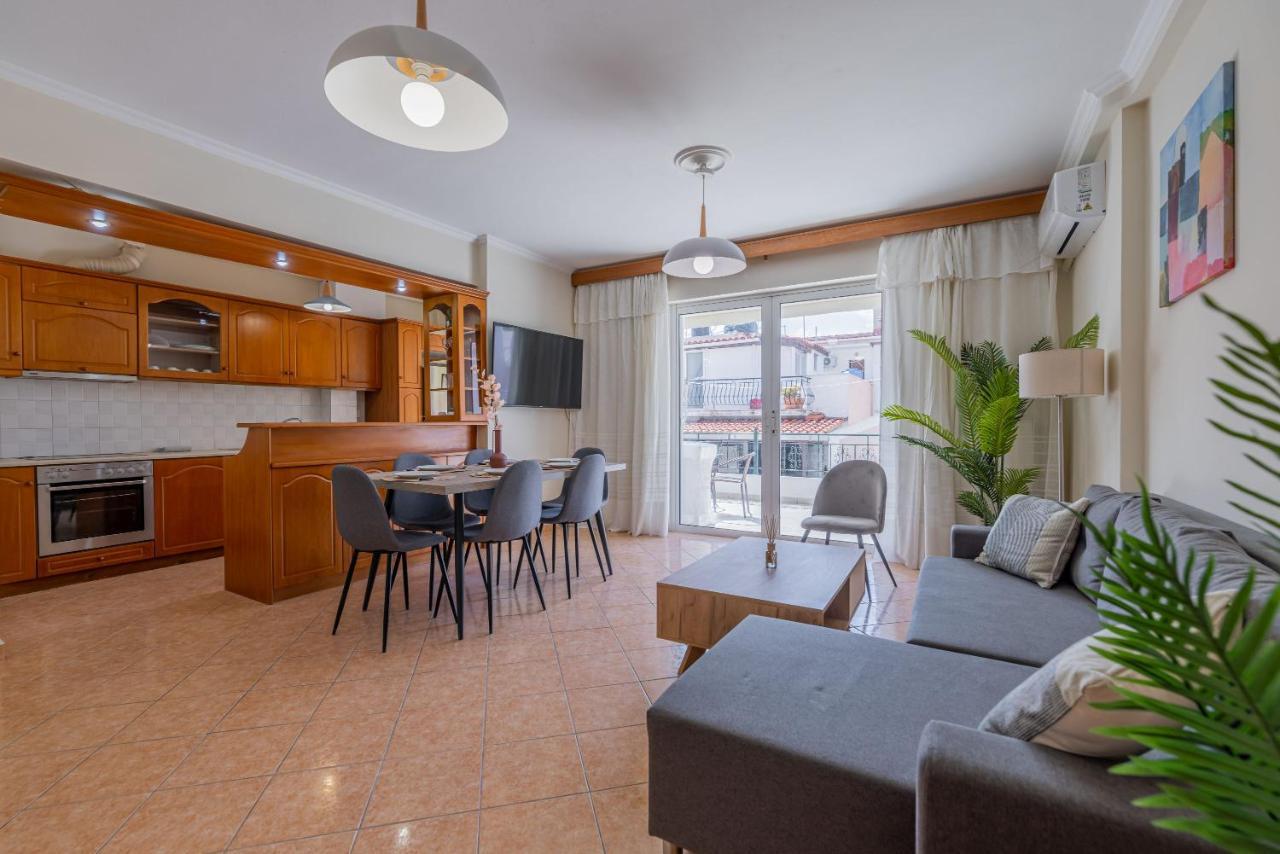 Scarlett Apartment *