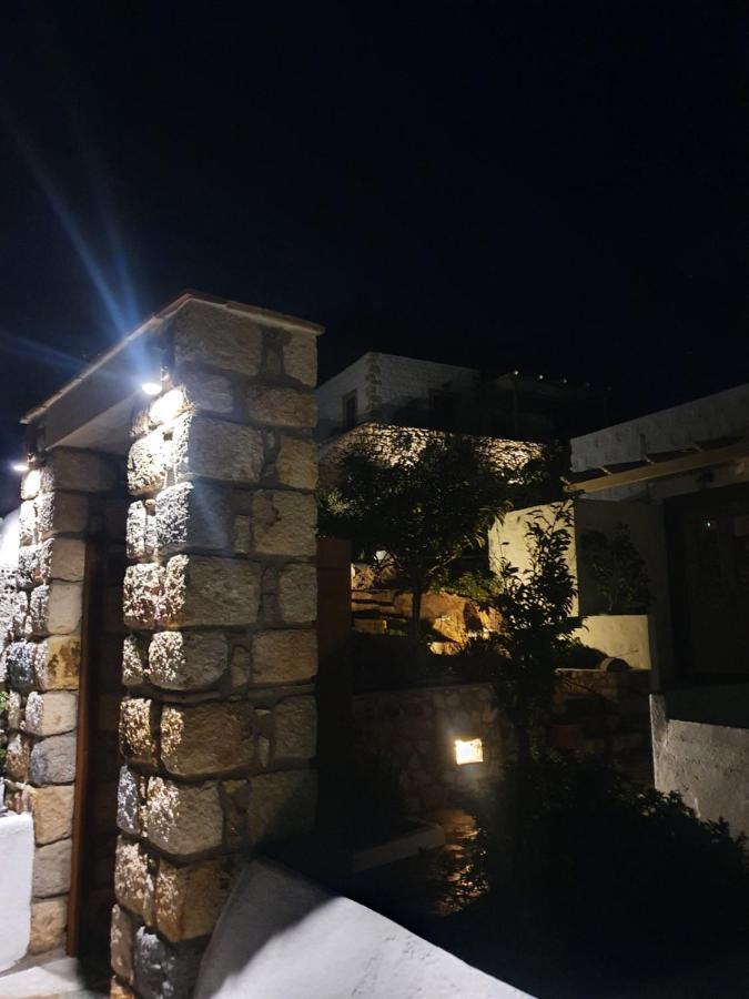 Nektarios Apartment *