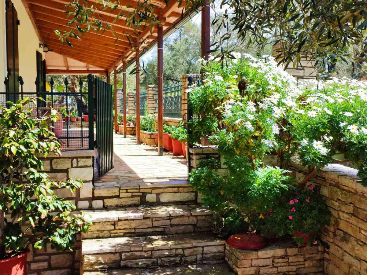 Olive Garden, Kastanida - Paxoi Apartment *