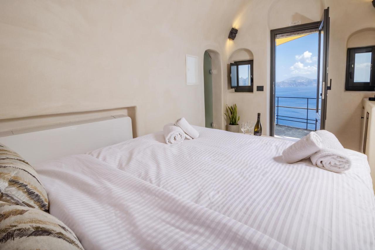 One Of One - Aether * Oia (Santorini)