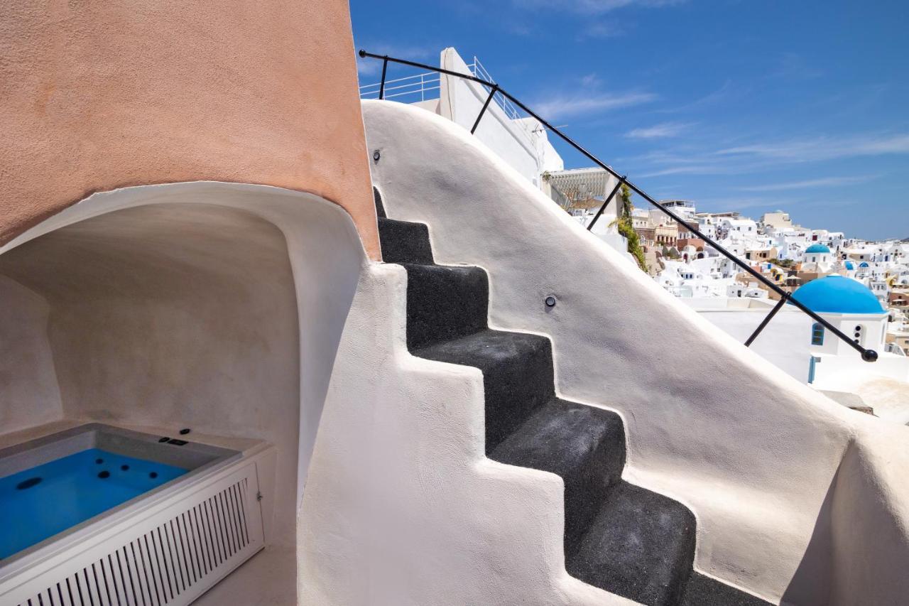 Apartment One Of One - Aether Oia (Santorini)