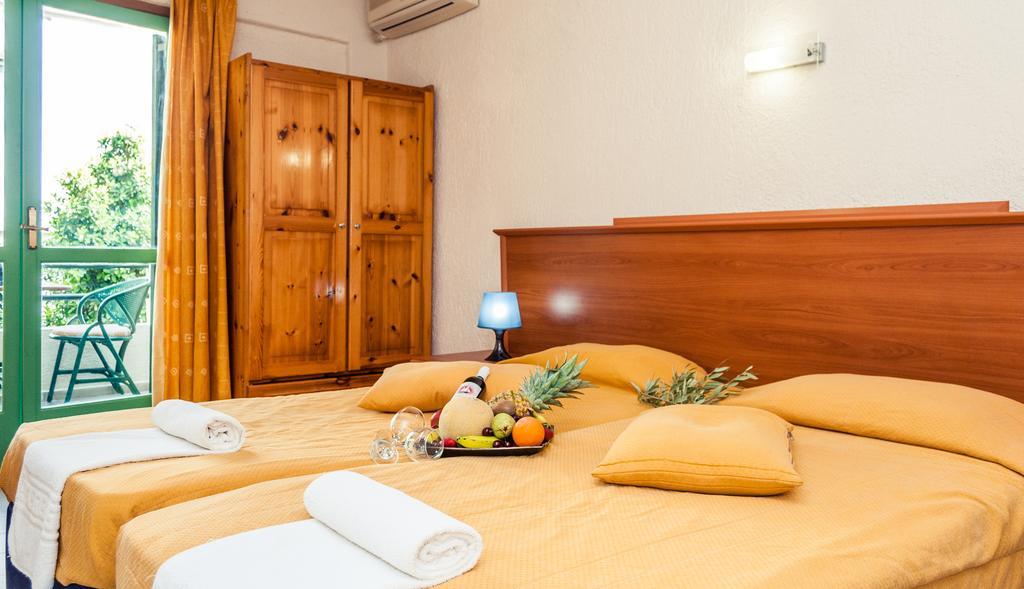 Olive Garden Apts & * Elounda (Crete)