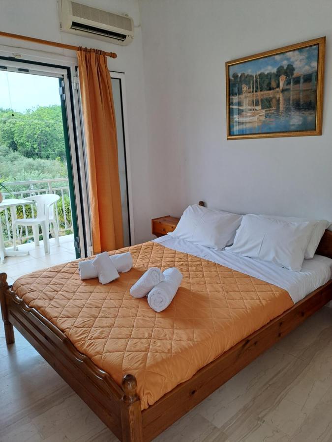 Apartment Evridiki Mesongi