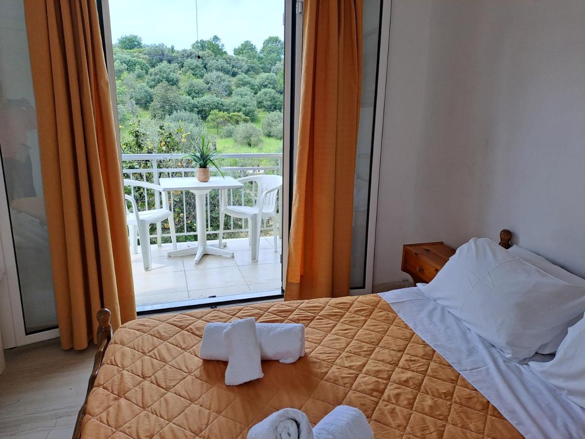 Evridiki Apartment *