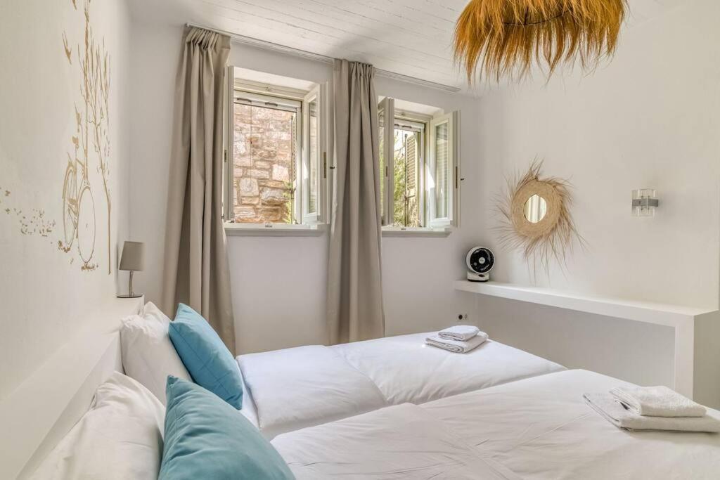 Holiday home Vino - Cycladic Calm Isterni (Paros)