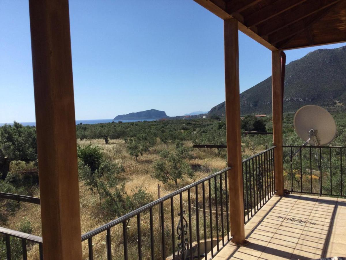 Evdora Family House Near Holiday home *