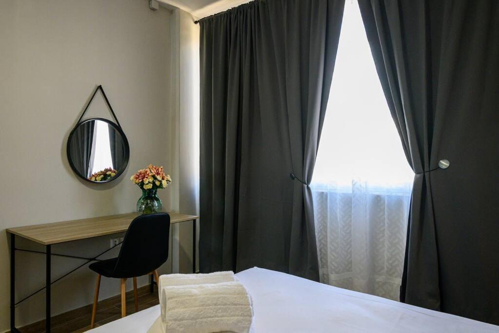 Stylish Urban Haven Apartment Kalamata