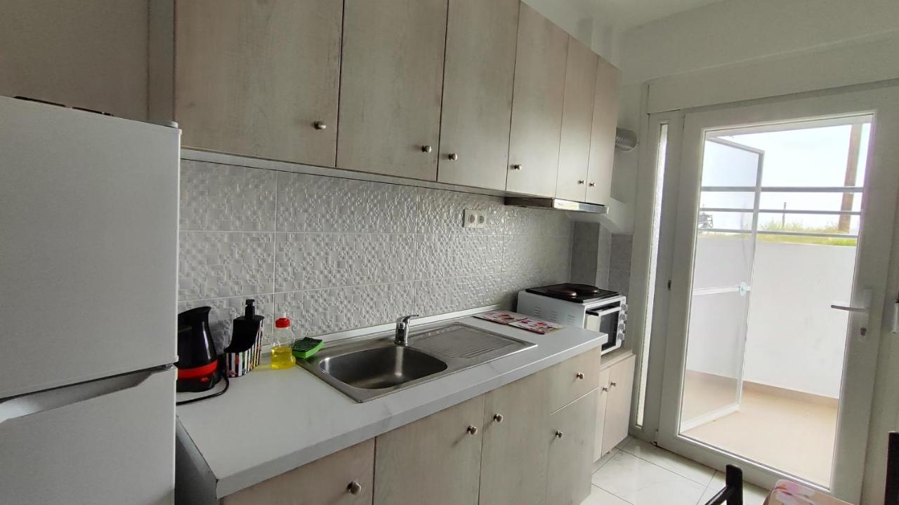 First Line Apartment Flogita