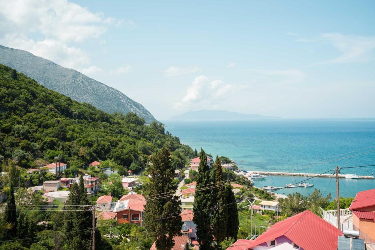 Giannatos Studios- Isabella * Poros (Kefalonia)