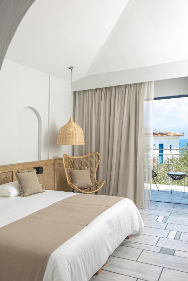 Hotel Sunrise Village 4*