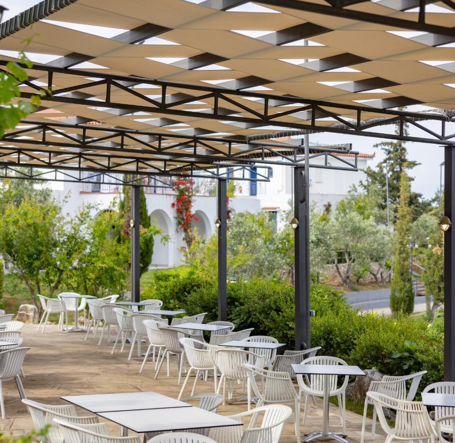 Sunrise Village Hotel 4*