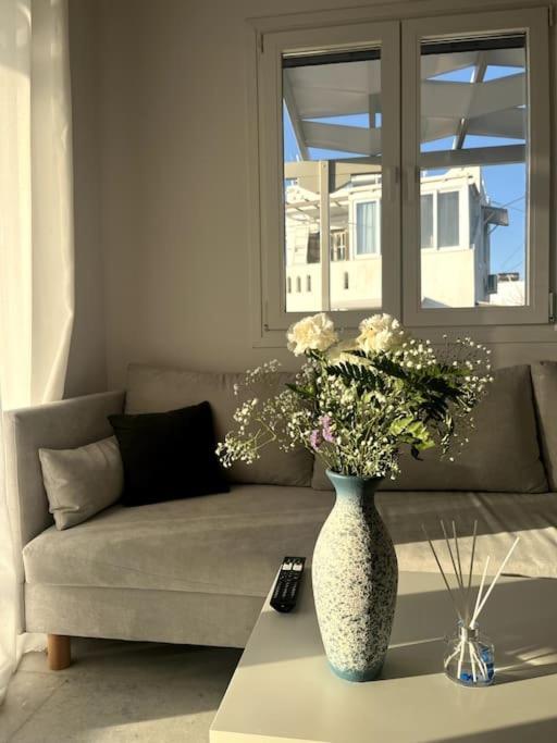 Minimal Blue With Sunset View In Holiday home Parikia (Paros)