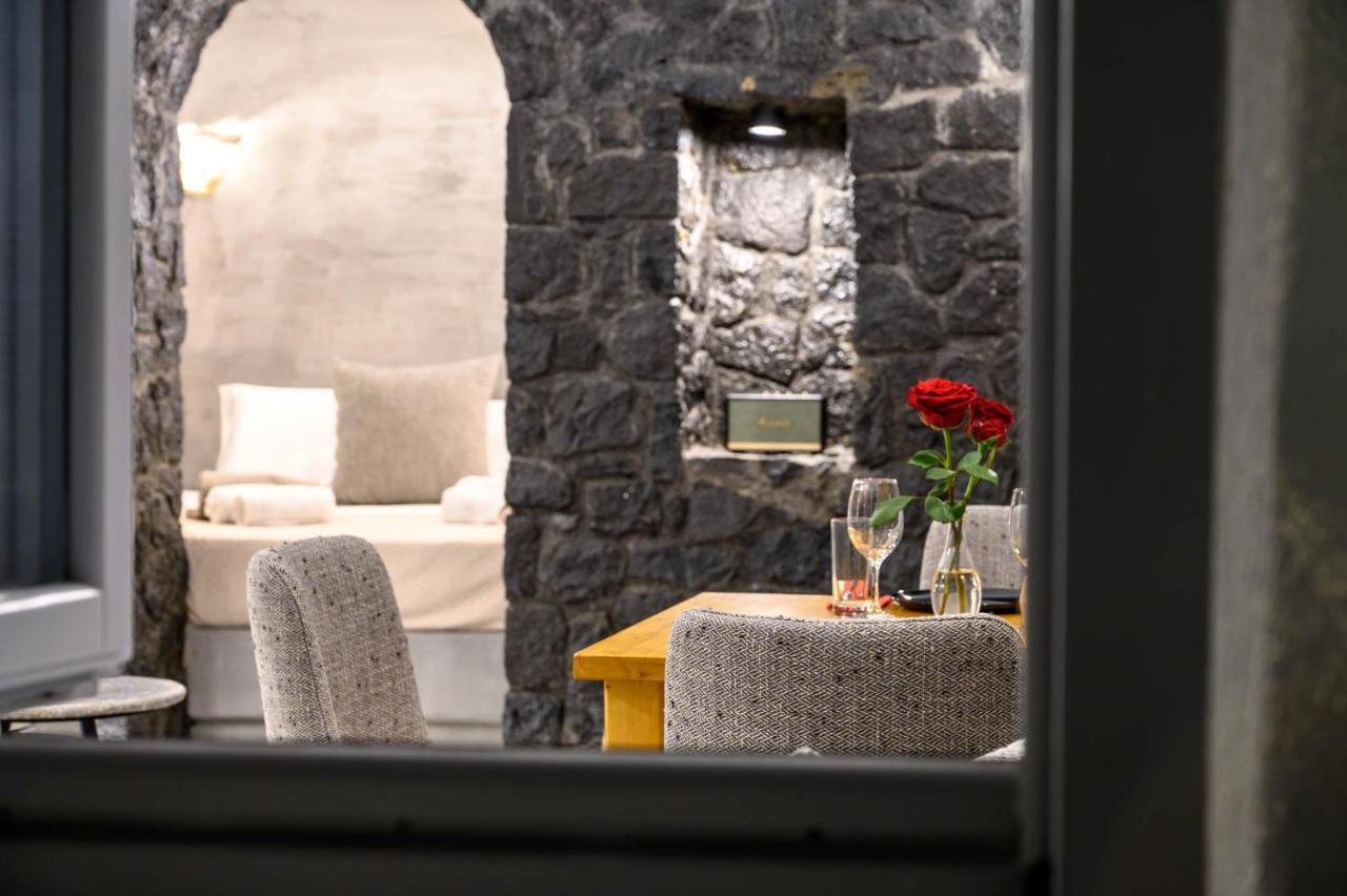 Deep Earth Apartment *