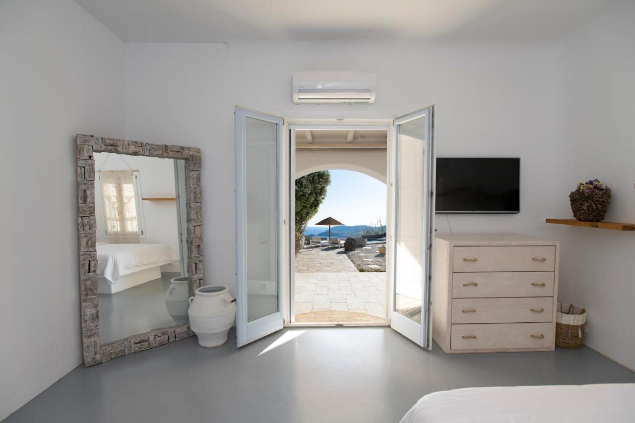 Villa Private With Private Pool Pascals Kalafatis