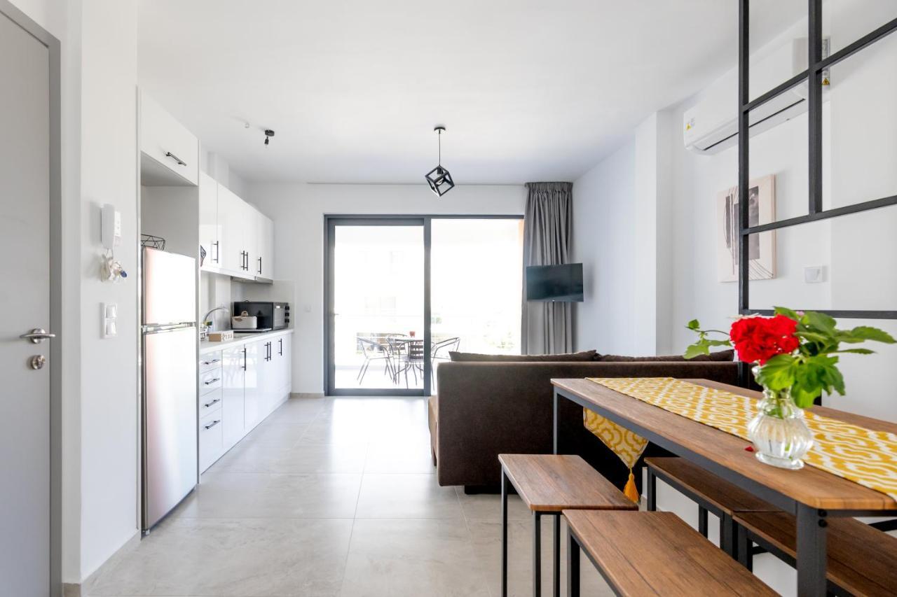 Pagani Blue - Luxury Maisonette A1 Apartment Kalamata