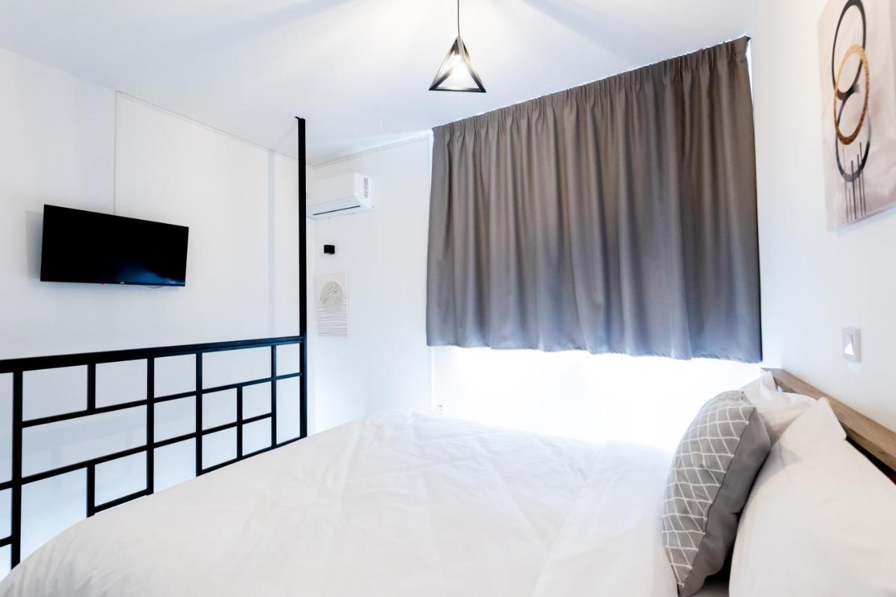 Pagani Blue - Luxury Maisonette A1 Apartment *