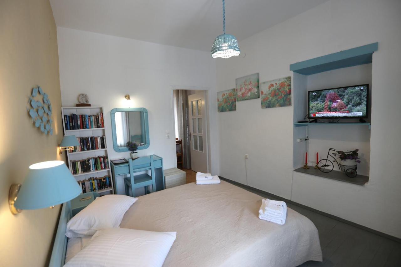 Bella Vista * Batsi (Andros)