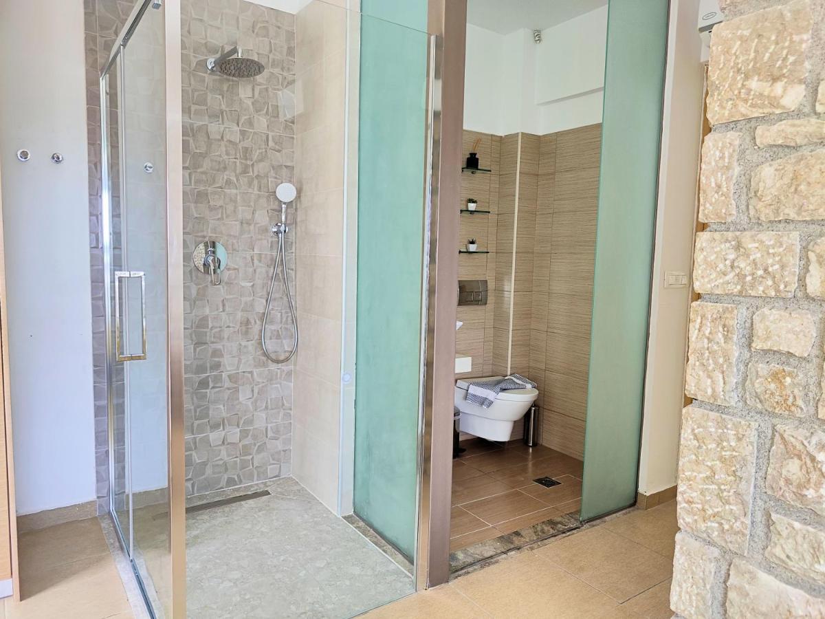 Villa Costamare - Enjoy Lazy Days On The Private Pool-Jacuzzi Villa