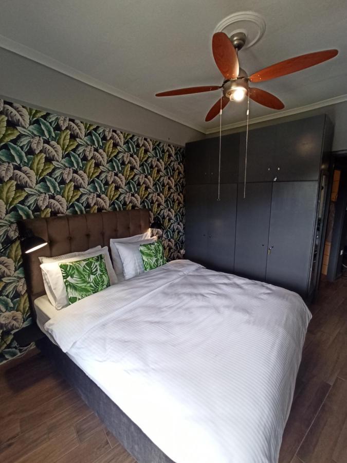 Front Apartment
