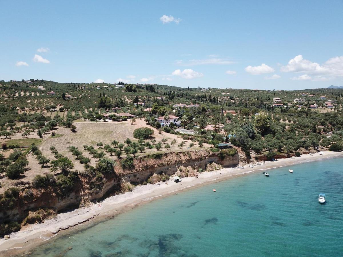 Seaside 1 Holiday home Kompoi