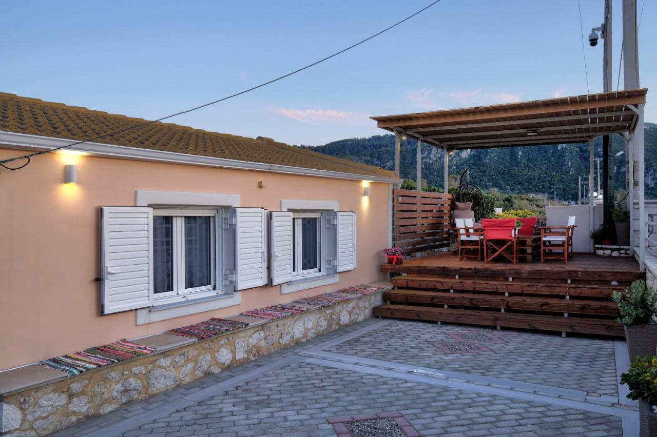 Rontos House, Seaside Villa