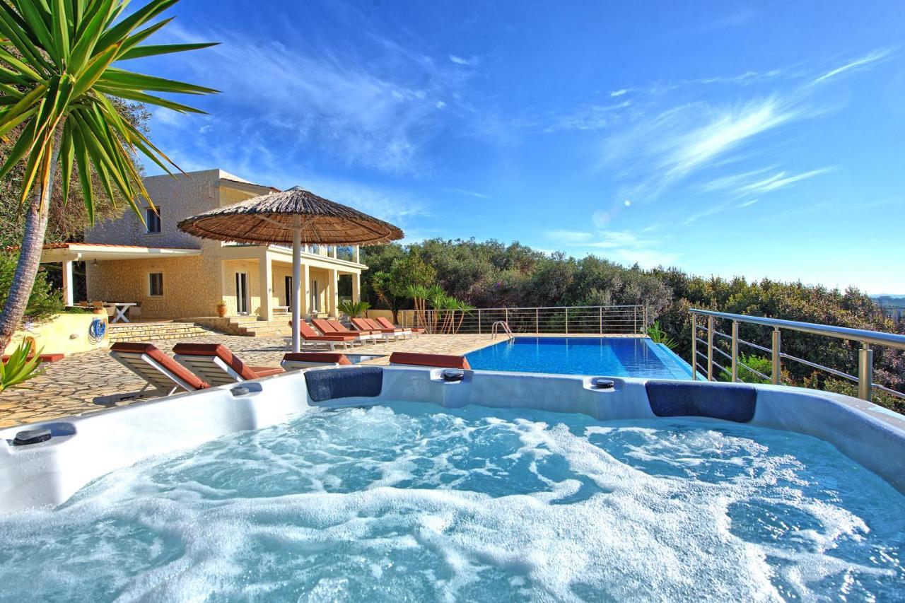 Beachfront Seasun By Posarellivillas * Agios Spyridon (Corfu)
