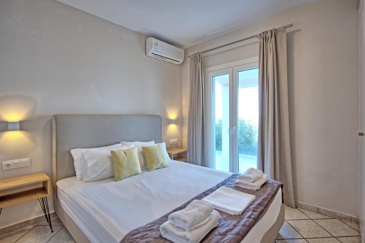 Villa Beachfront Seasun By Posarellivillas *