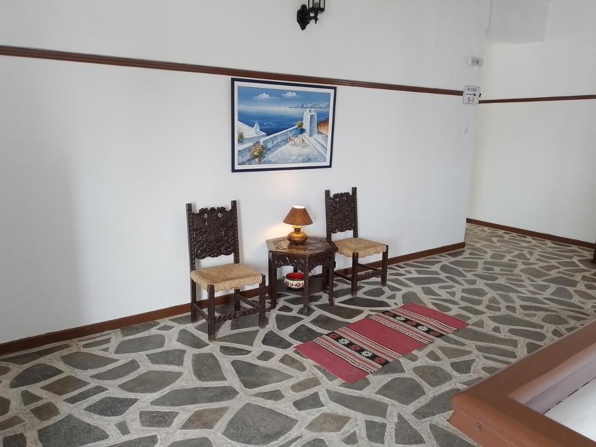 Miranta - & Hotel Aegina