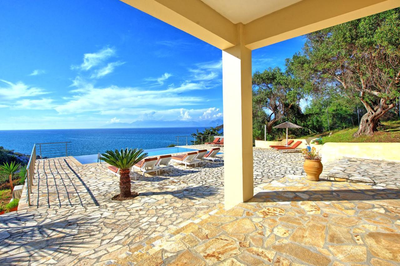 Beachfront Seasun By Posarellivillas * Agios Spyridon (Corfu)