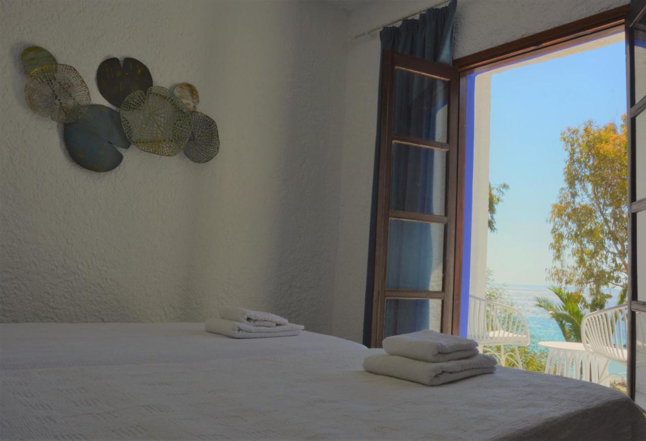 Poseidon Blue Gastronomy Hotel 2*
