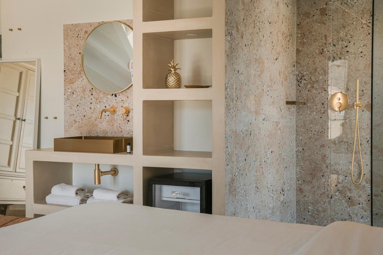 Hotel Alley Boutique And