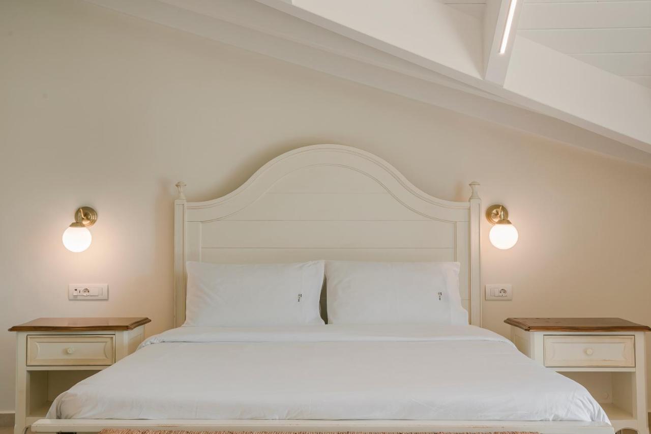 Hotel Alley Boutique And