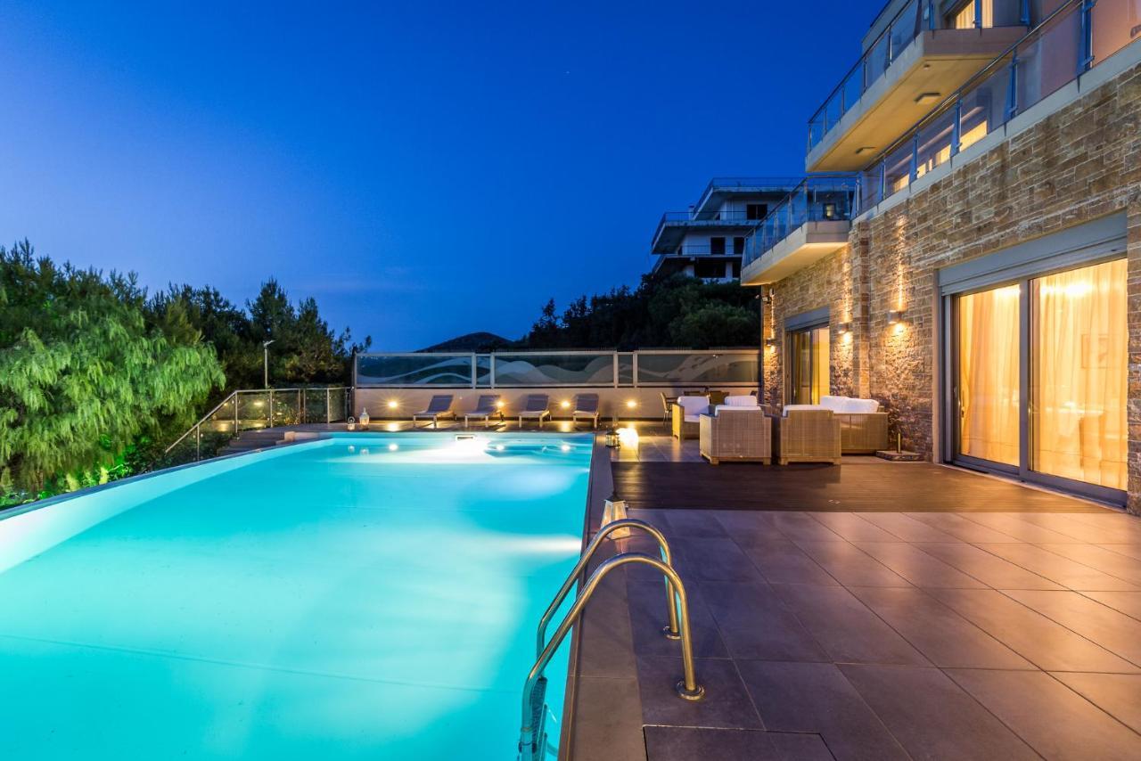 Deluxe Maisonette With Shared Pool 1# * Anavyssos