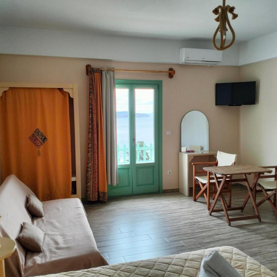 Gyrouli 1 Apartment *