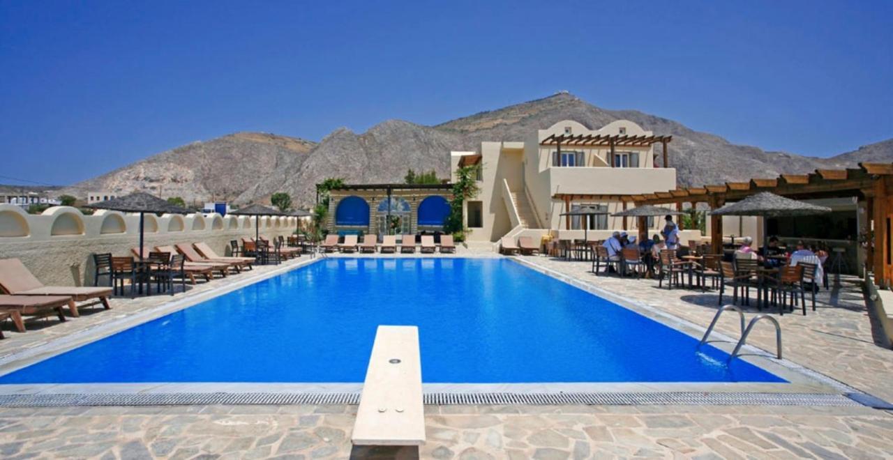 Thera Mare Hotel 4*
