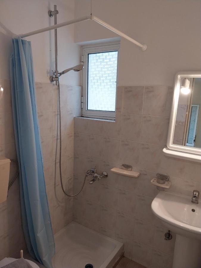 Odyseas Apartment *