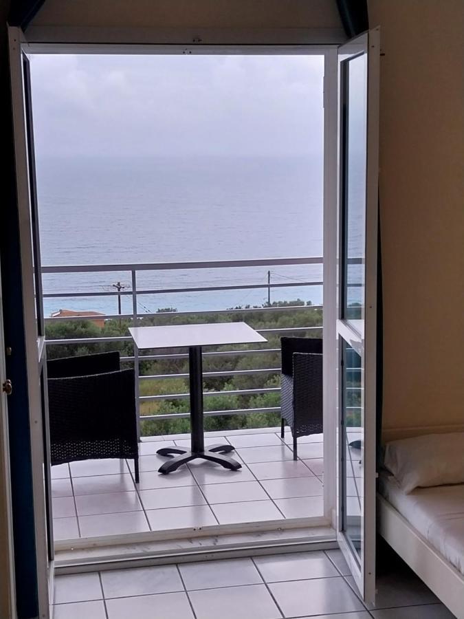 Odyseas Apartment *