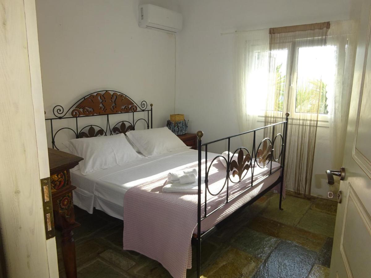 Summer With Amazing Sunset View Holiday home Vourkari