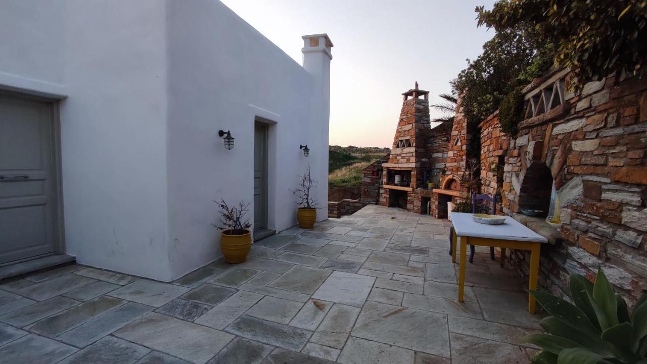 Summer With Amazing Sunset View Holiday home Vourkari