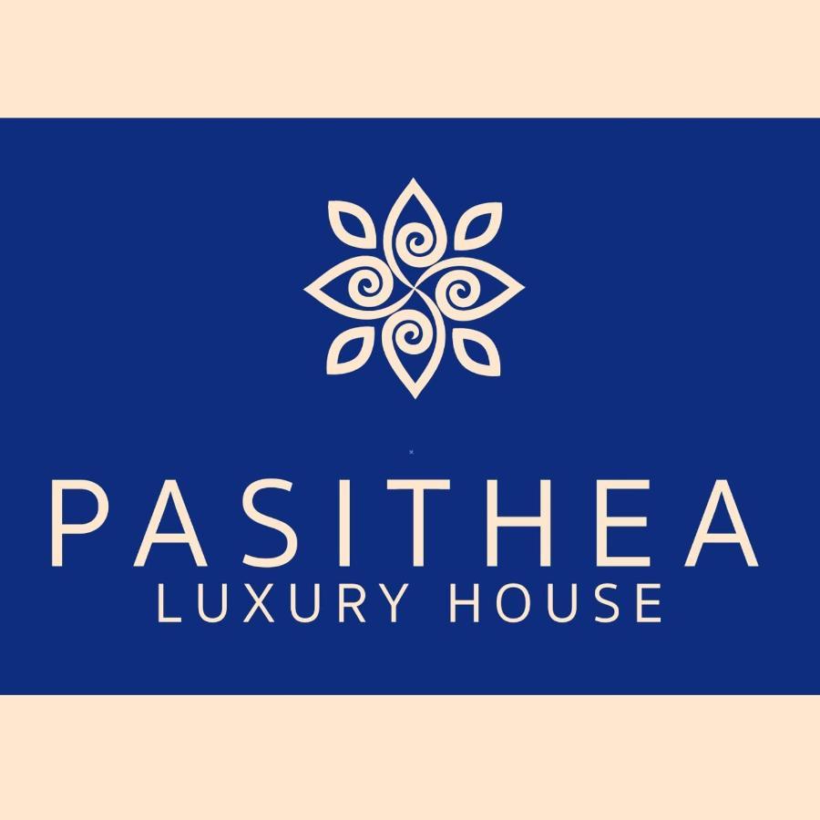 Holiday home Pasithea Luxury House