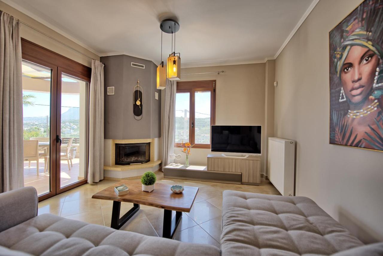 Villa Kostantina By Posarellivillas