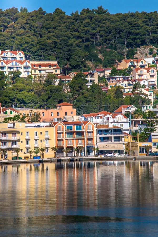 Apartment A & B Minimal ιι With Sea View In Argostoli (Kefalonia)