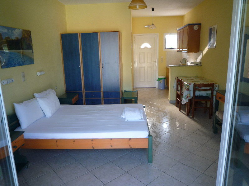 Aparthotel Milos Lourdata (Kefalonia)