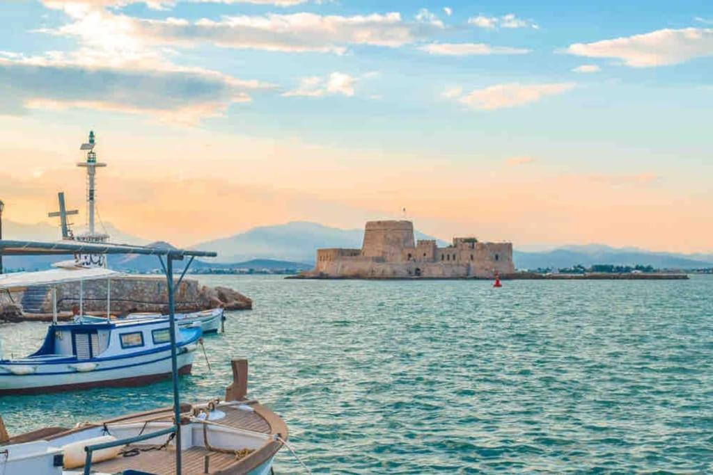 στο Apartment Tolo