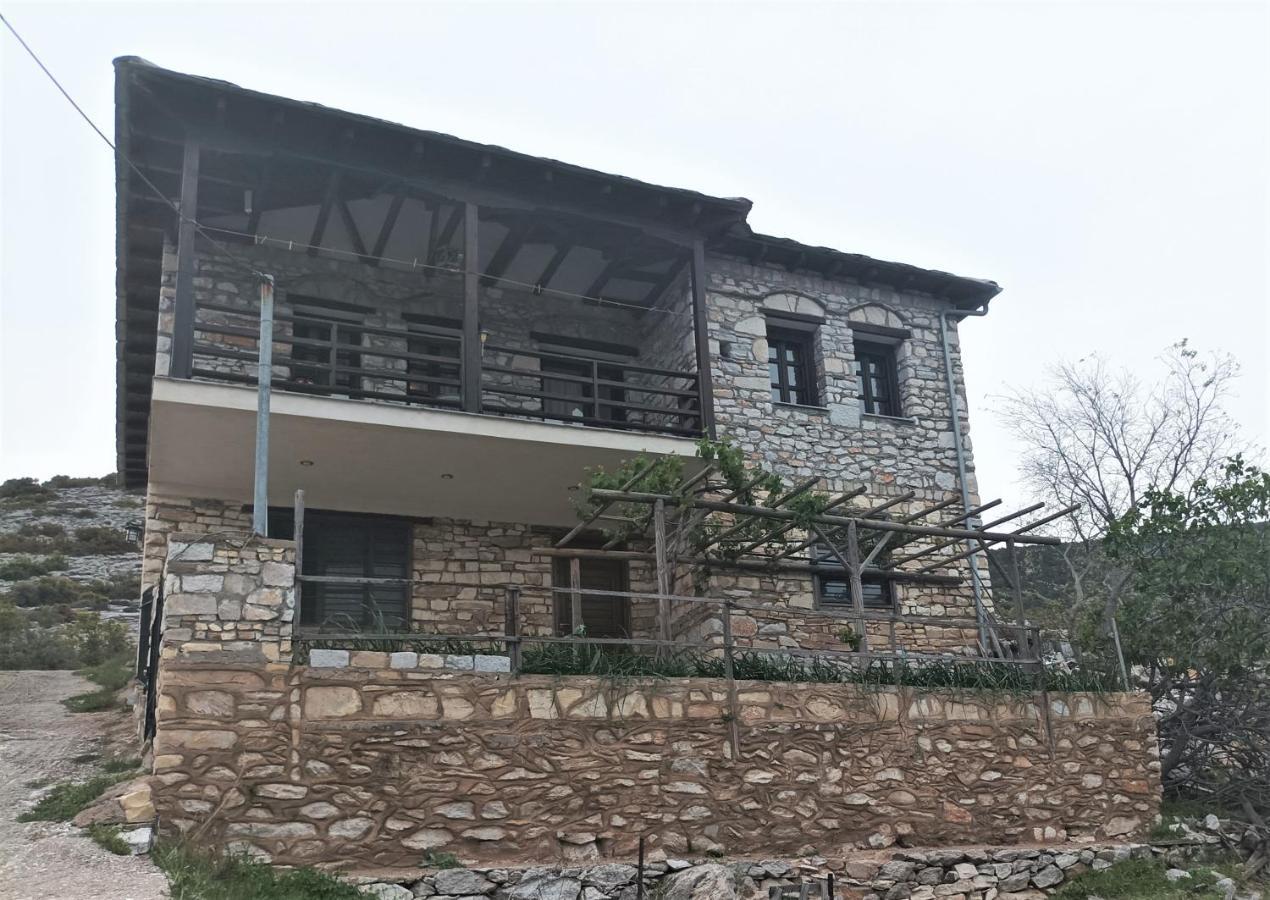 Holiday home Stelios House *